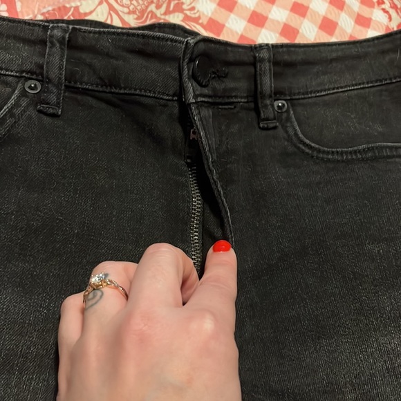 ALLSAINTS Mabel black denim high waist cut off frayed hem shorts 29 like new - Picture 5 of 6